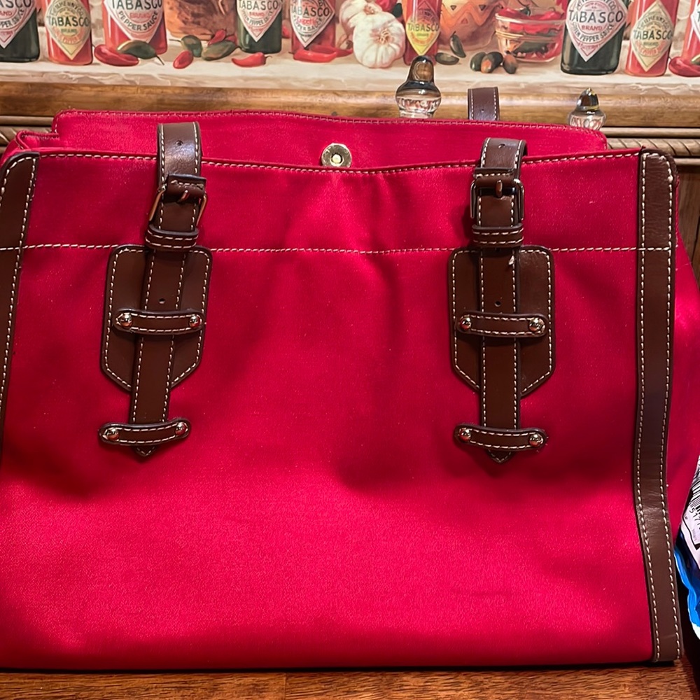 Etienne Aigner Tote